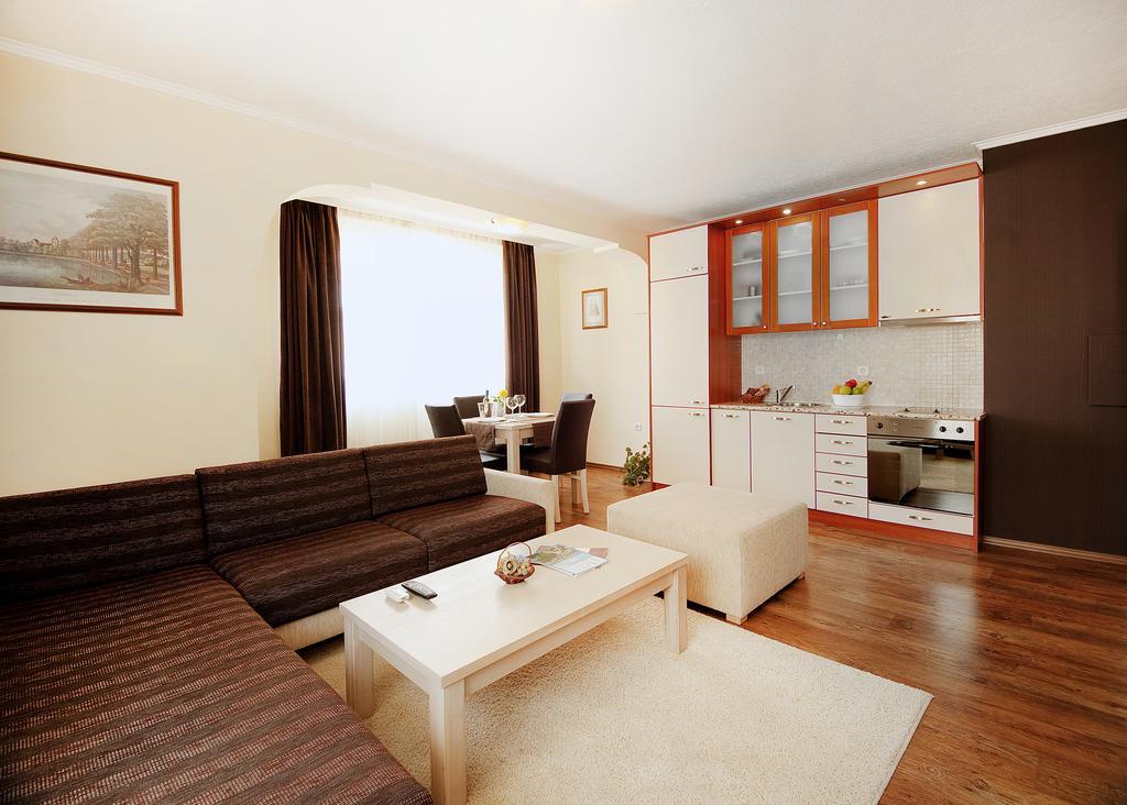 Apartments Carrera Sofie Pokoj fotografie