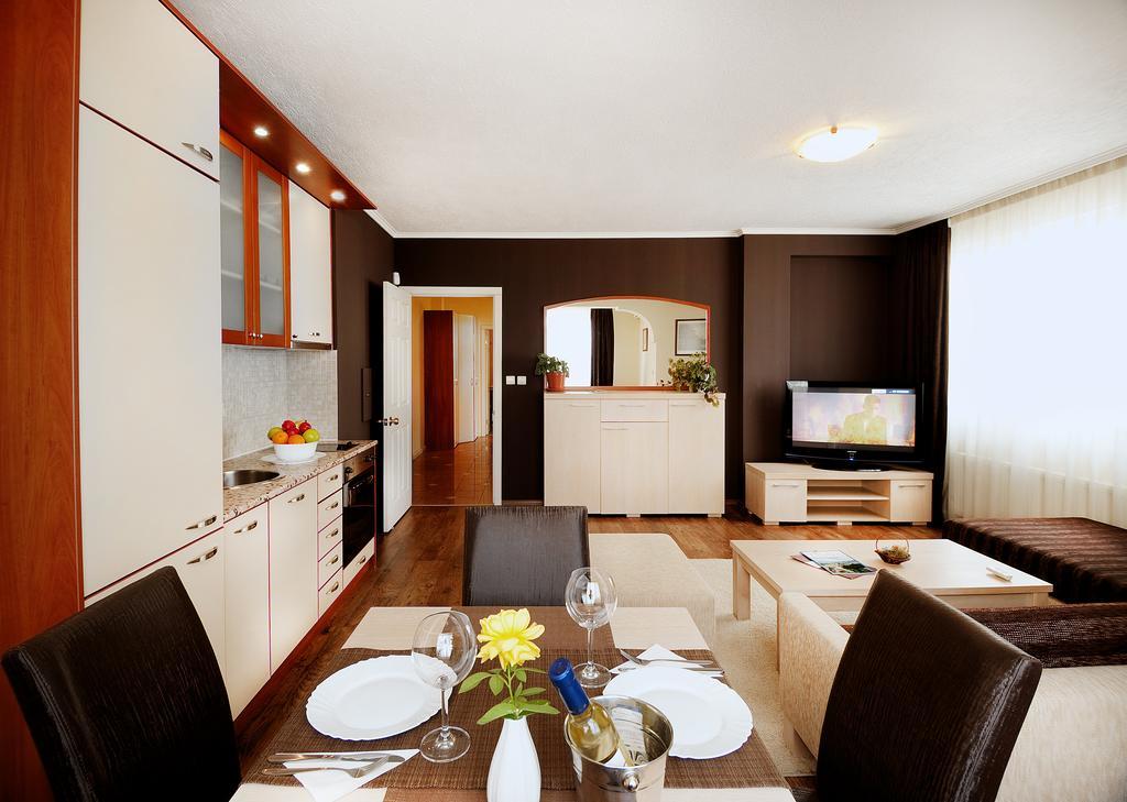 Apartments Carrera Sofie Pokoj fotografie